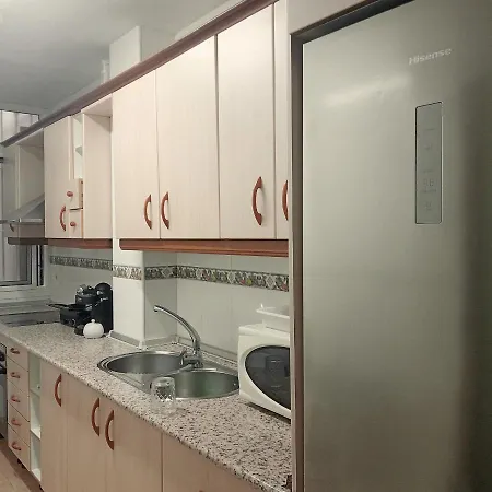 Playa Malaga 3habts Dobles, Cocina Familiar, Completo 公寓